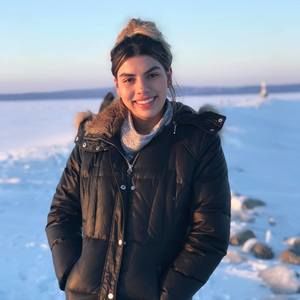 Meet your Posher, Andreea